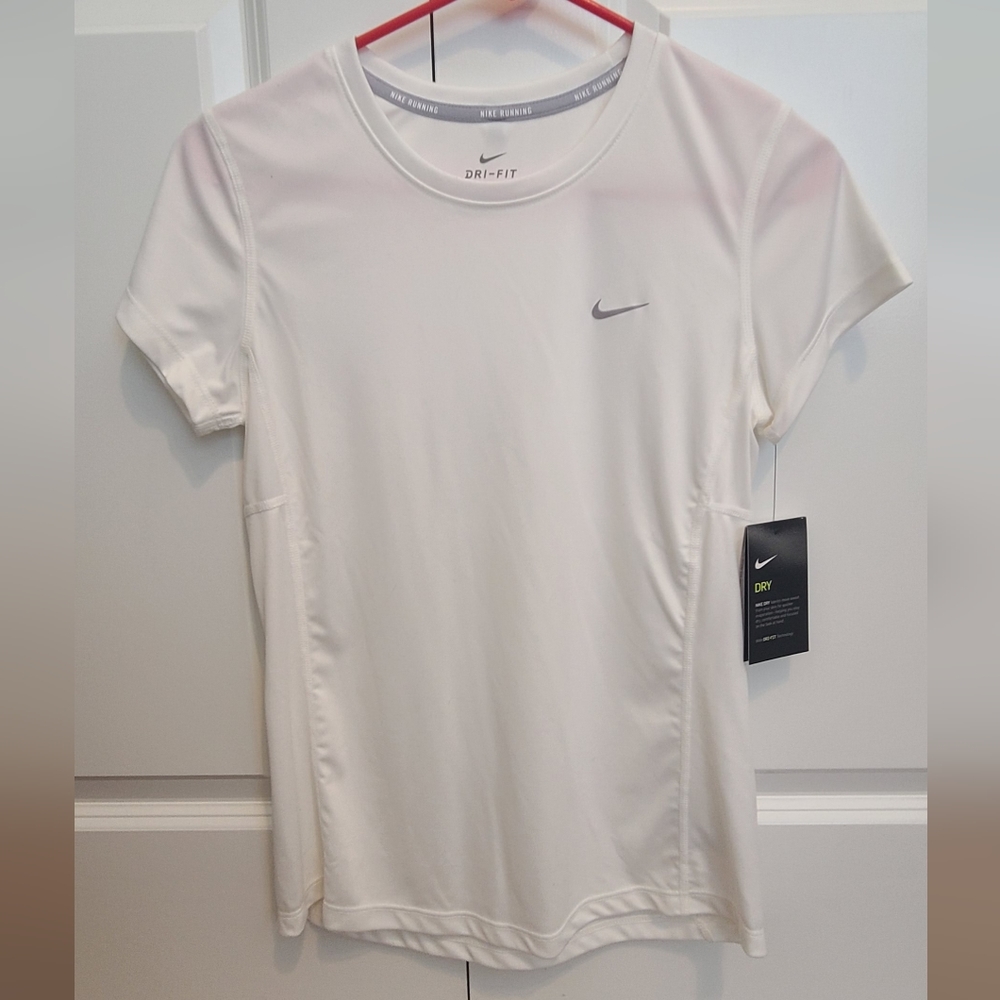 NWT Women's White Nike Dri-fit Gym Shirt
